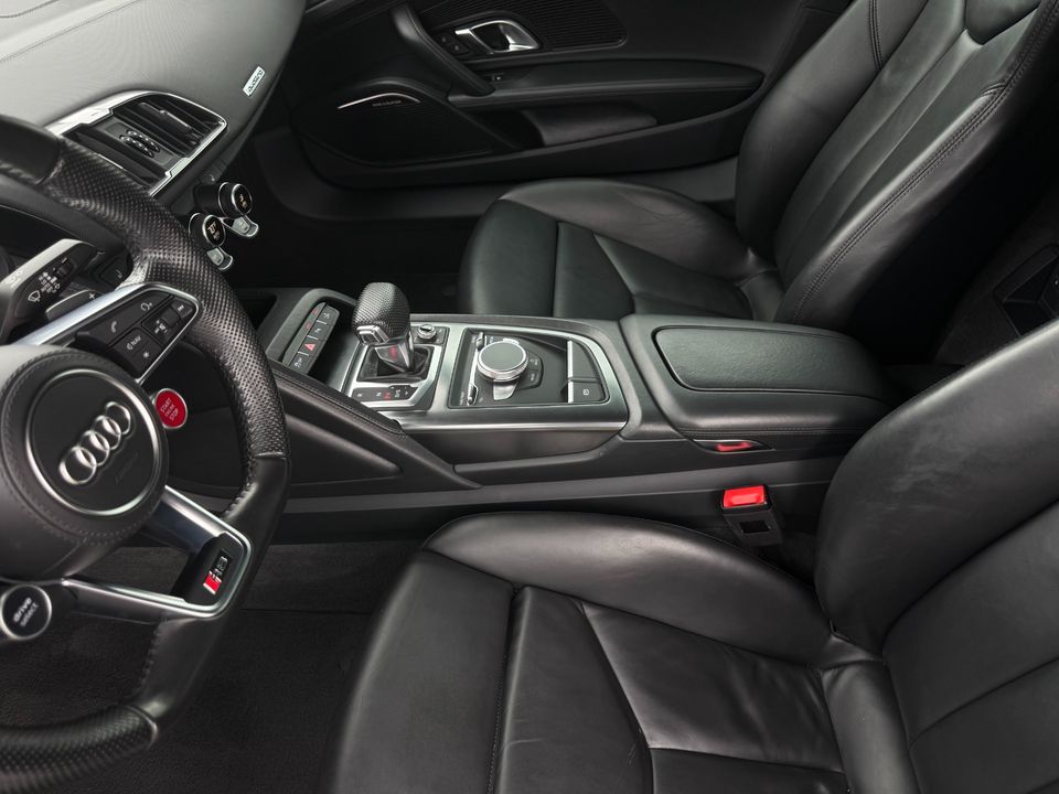 2017 Audi R8