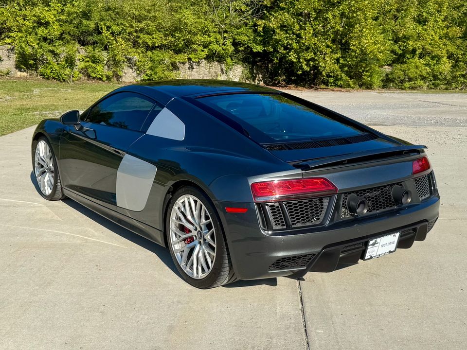 2017 Audi R8