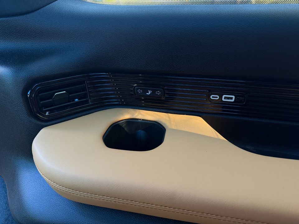 2024 Jeep Grand Wagoneer