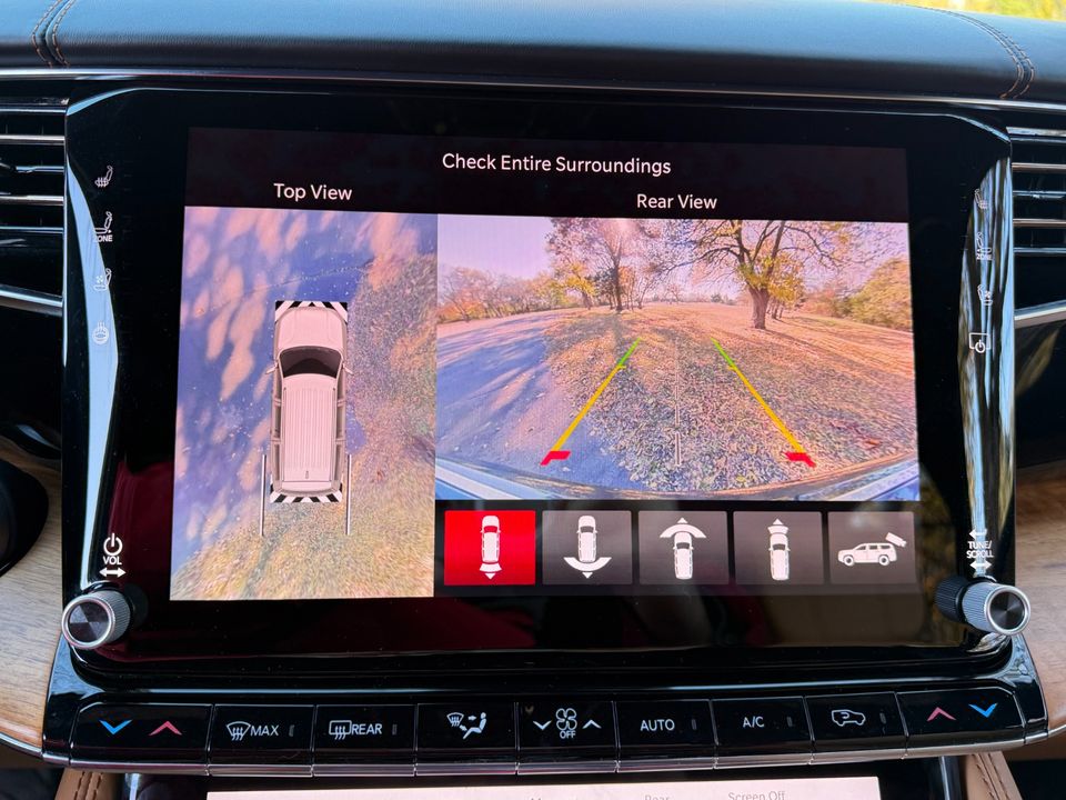 2024 Jeep Grand Wagoneer