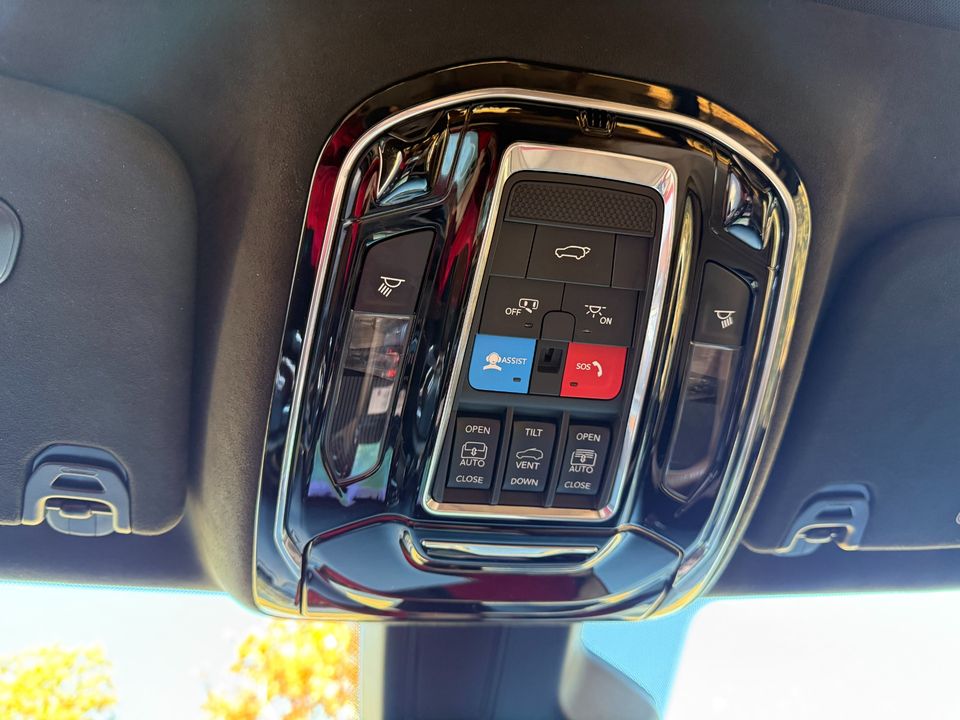 2024 Jeep Grand Wagoneer