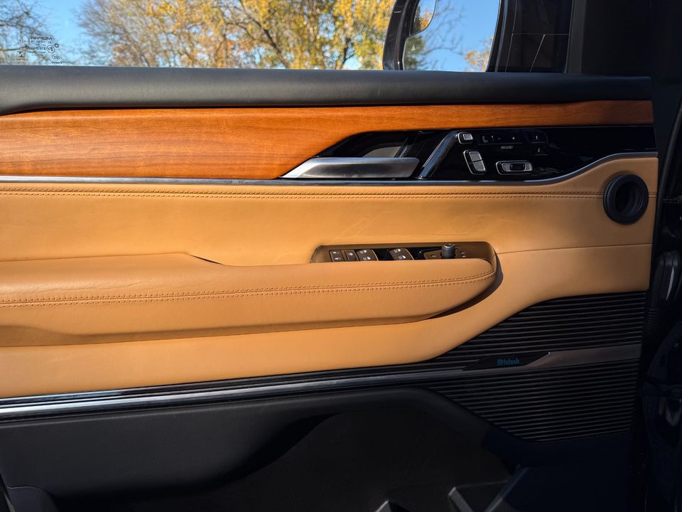 2024 Jeep Grand Wagoneer