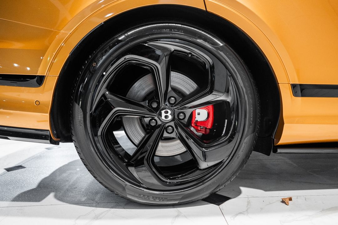 2025 Bentley Bentayga