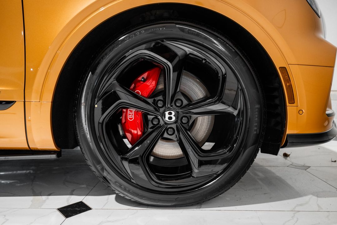 2025 Bentley Bentayga