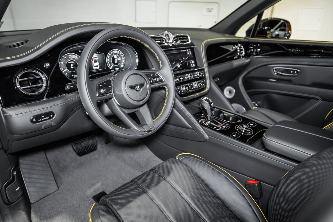 2025 Bentley Bentayga