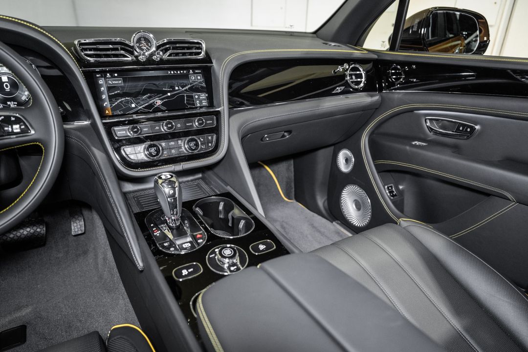2025 Bentley Bentayga
