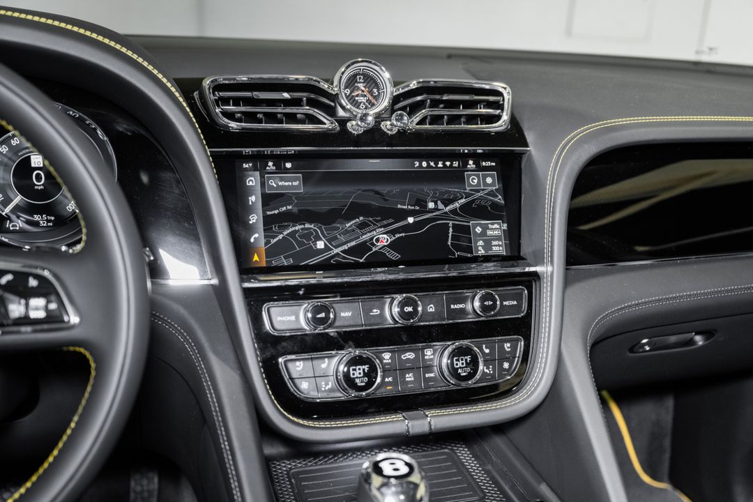 2025 Bentley Bentayga