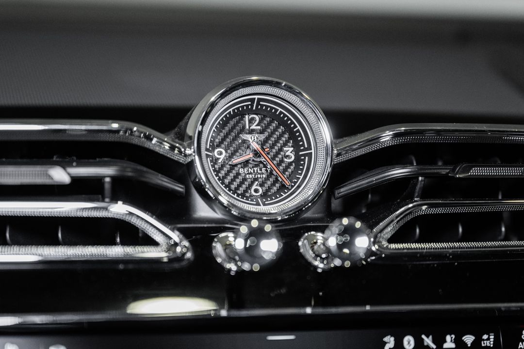 2025 Bentley Bentayga