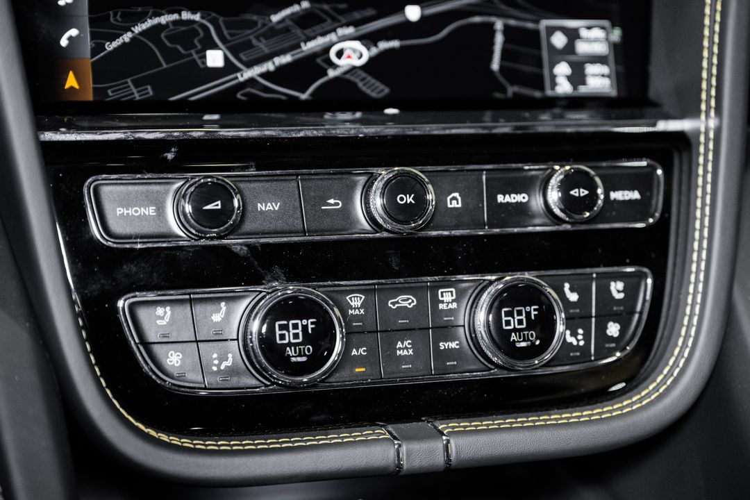 2025 Bentley Bentayga