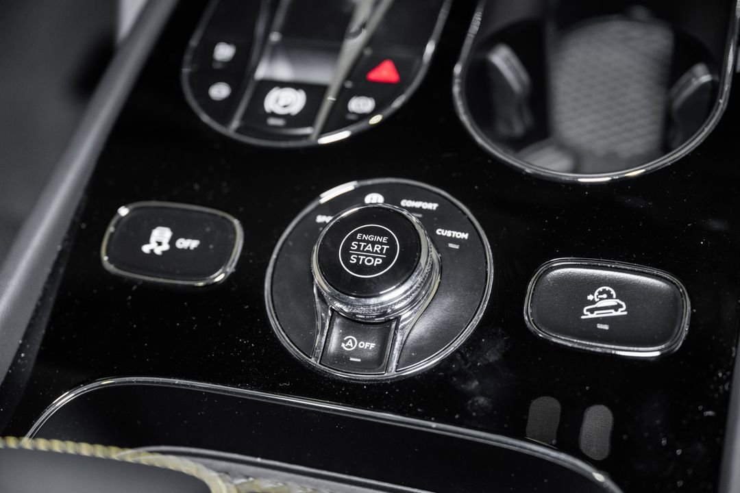 2025 Bentley Bentayga