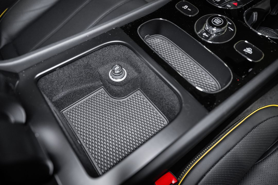 2025 Bentley Bentayga