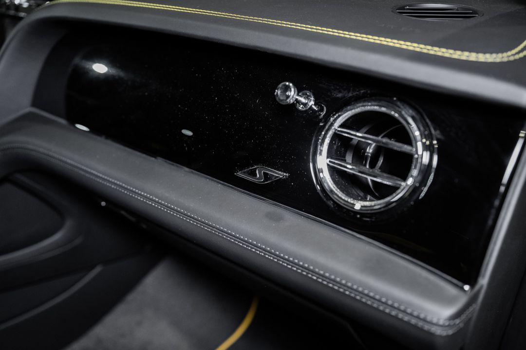 2025 Bentley Bentayga