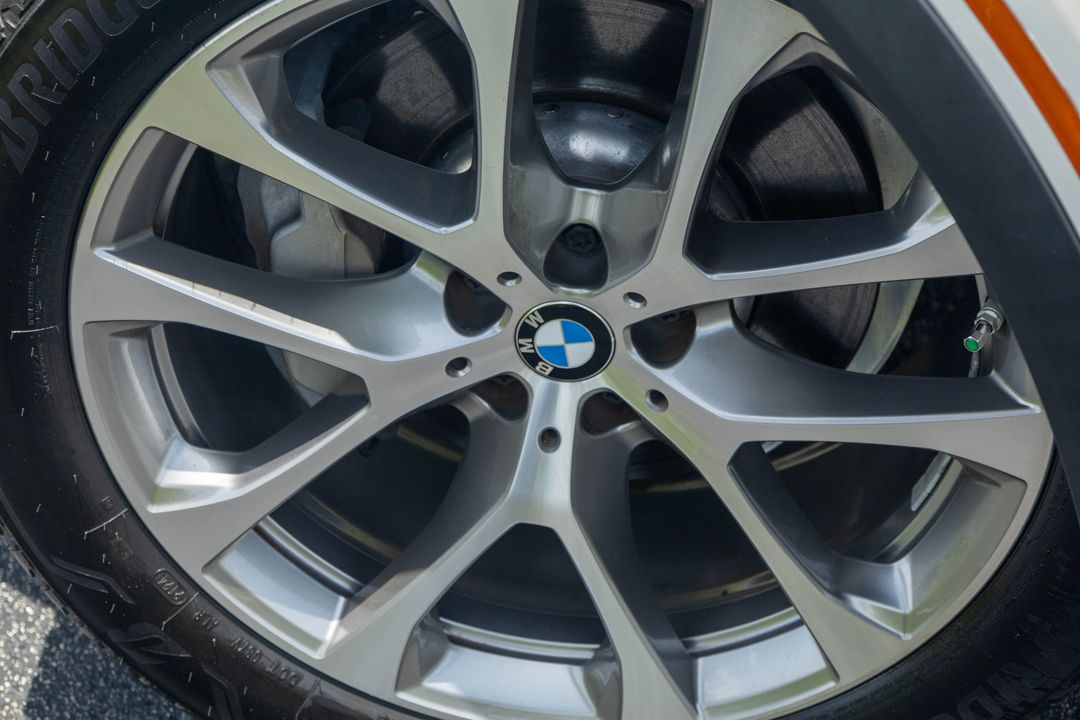2022 BMW X6