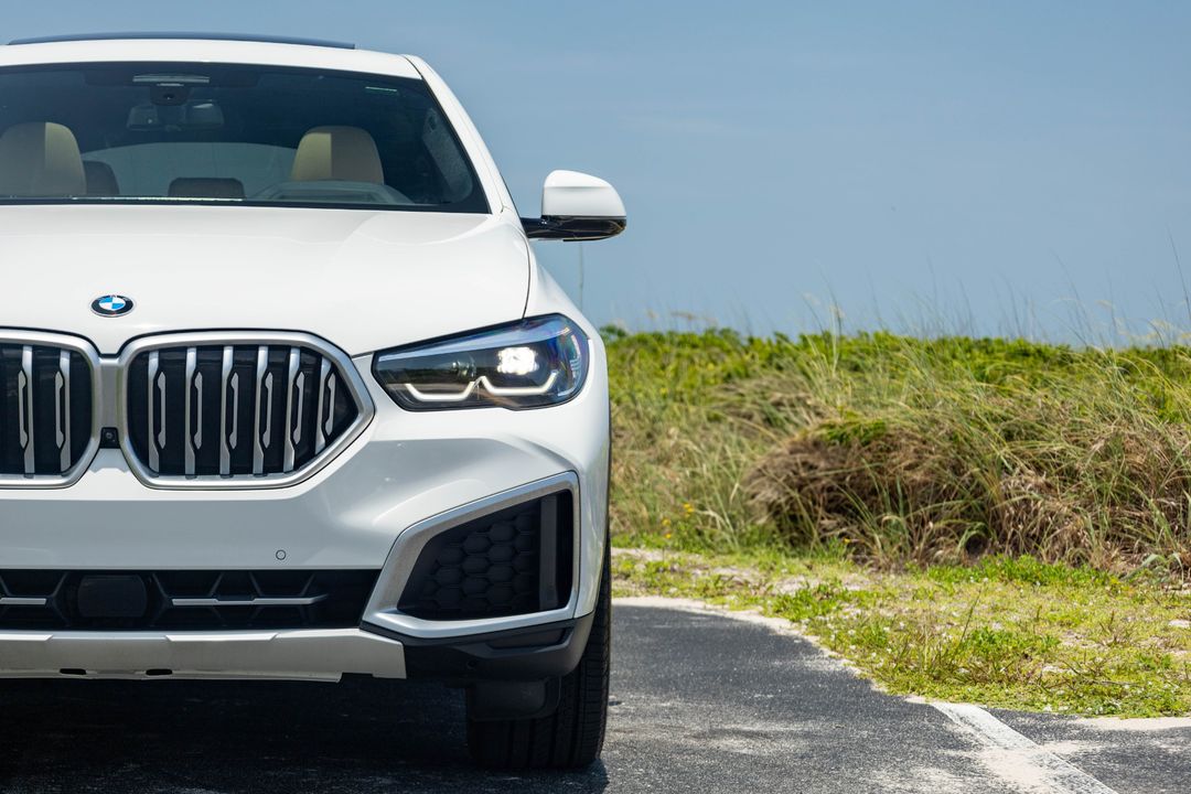 2022 BMW X6