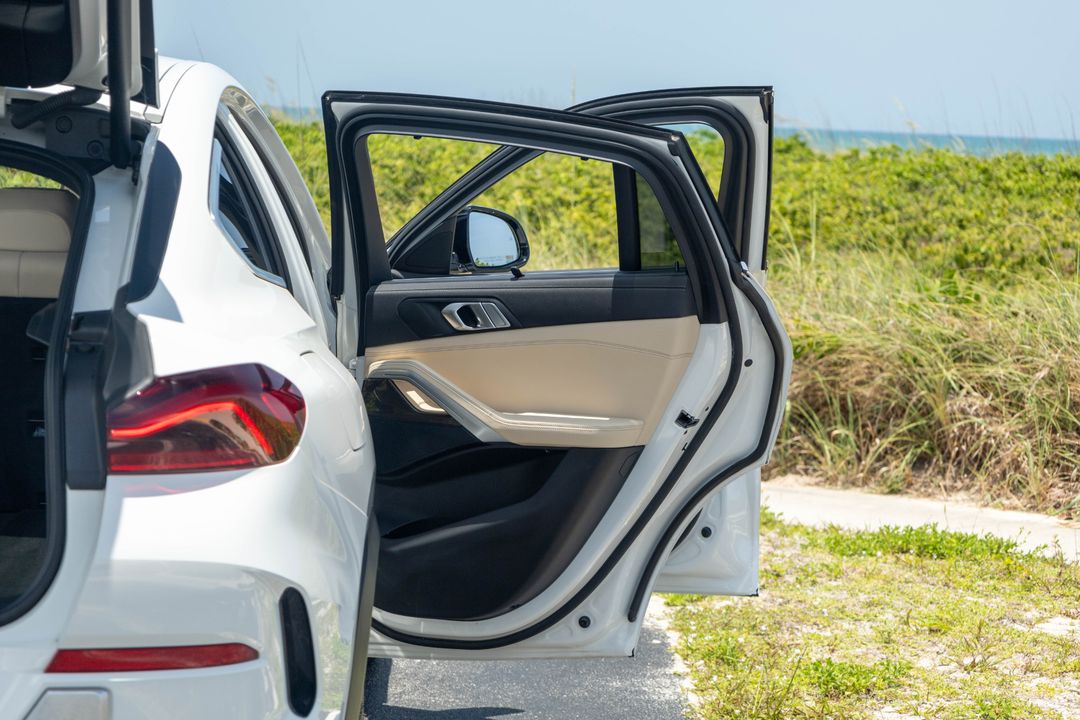 2022 BMW X6