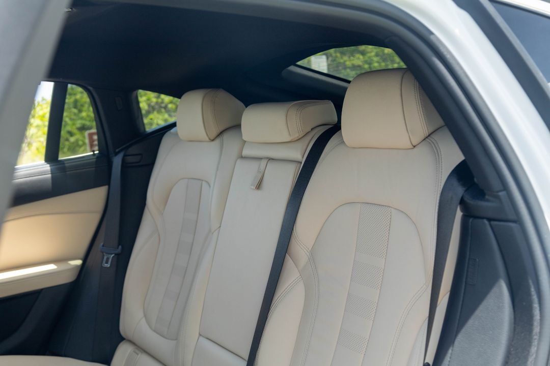 2022 BMW X6