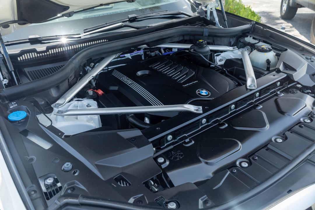 2022 BMW X6