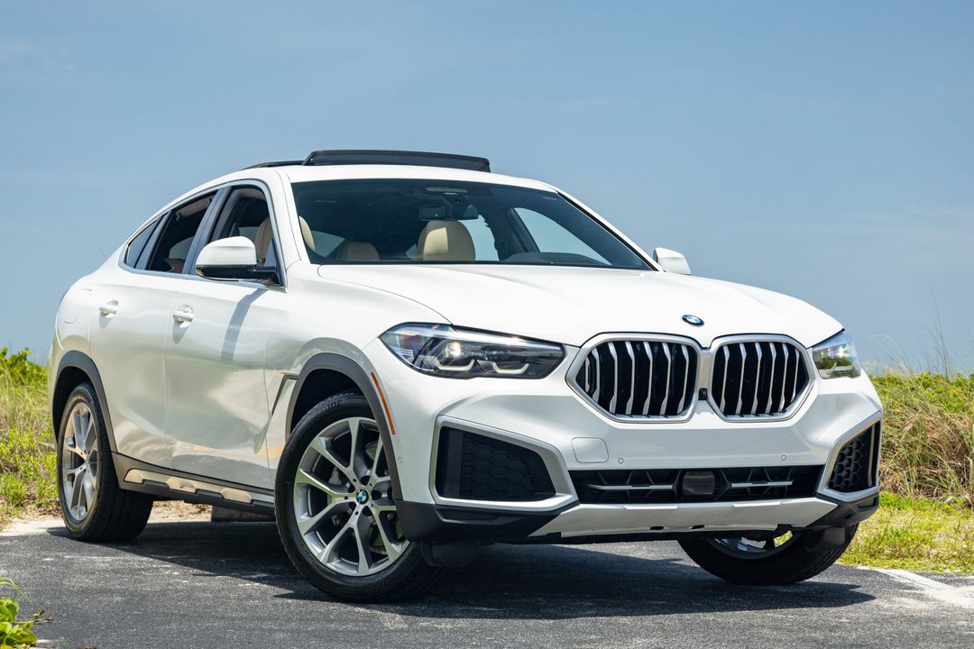 2022 BMW X6