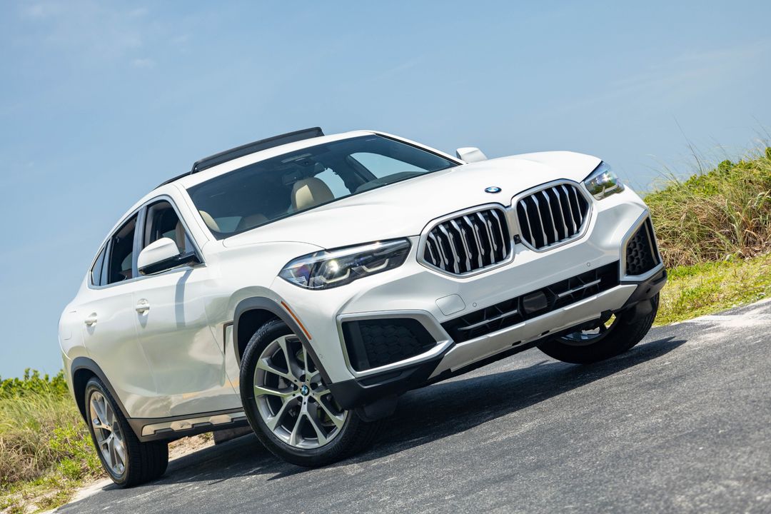 2022 BMW X6