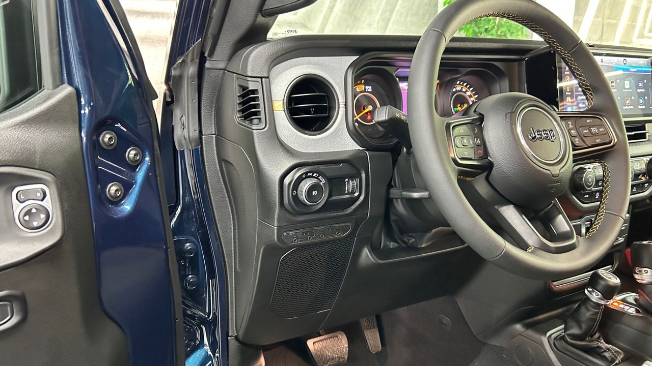 2025 Jeep Wrangler