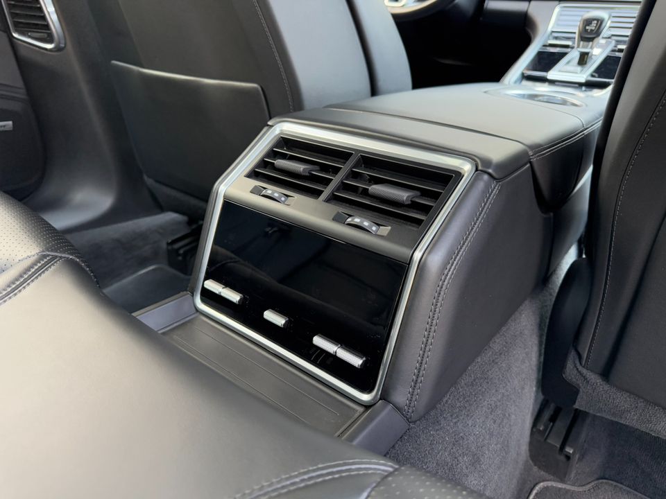 2020 Porsche Panamera