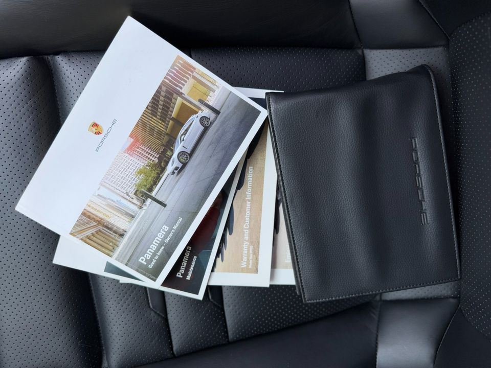 2020 Porsche Panamera