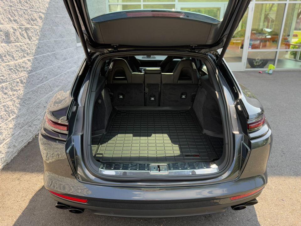 2020 Porsche Panamera