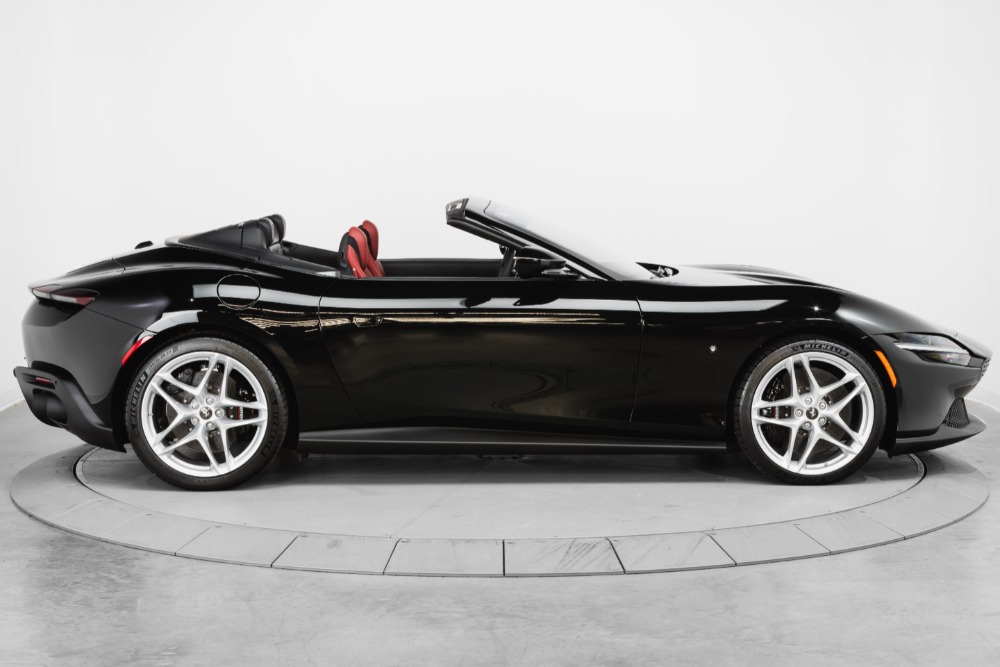 2024 Ferrari Roma Spider