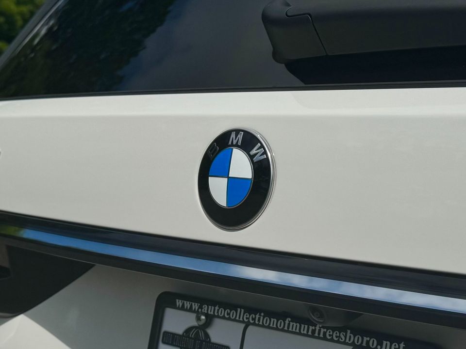 2025 BMW X7