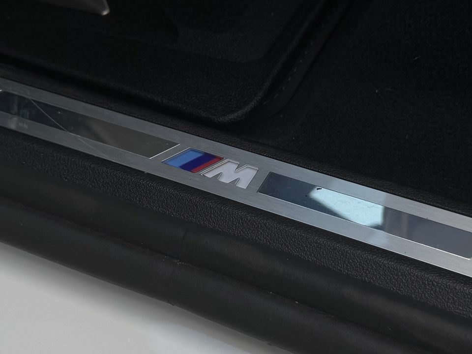2025 BMW X7