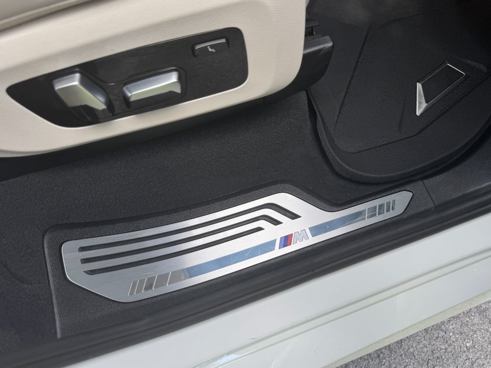 2025 BMW X7