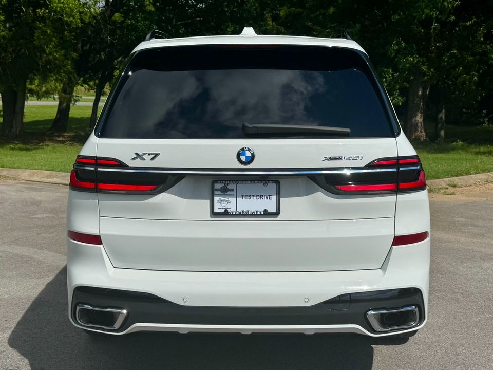 2025 BMW X7