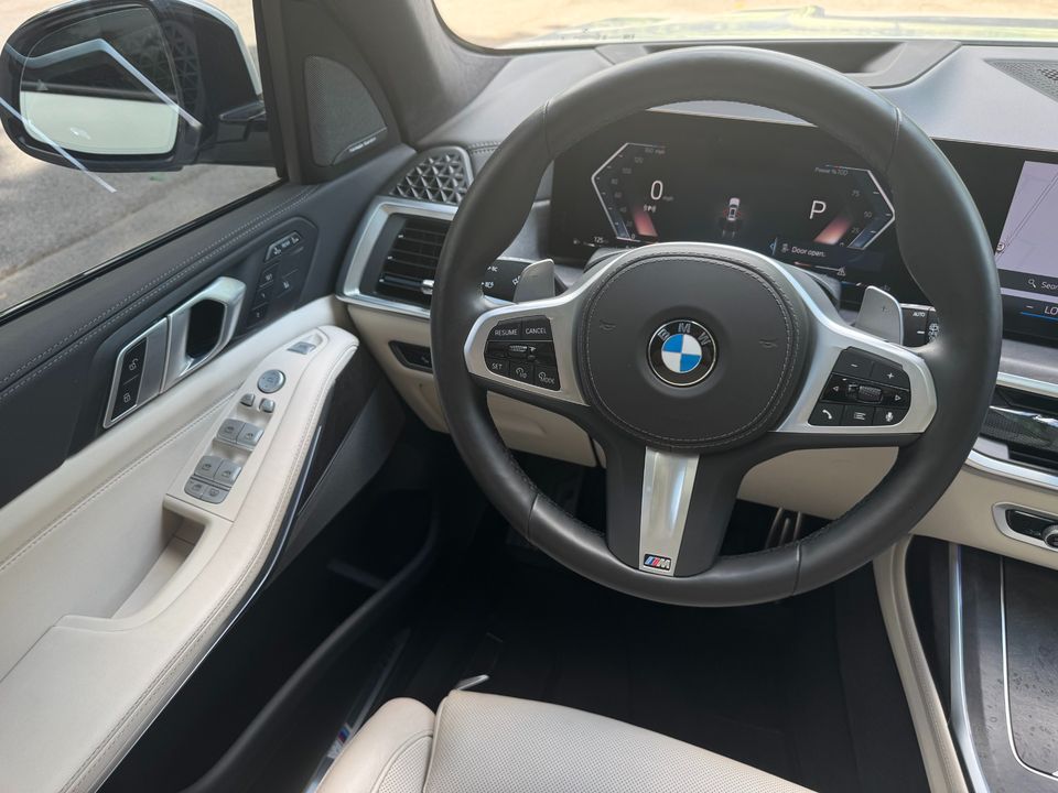 2025 BMW X7