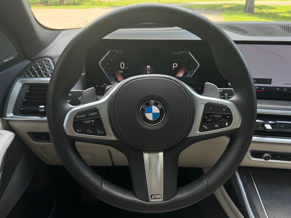 2025 BMW X7
