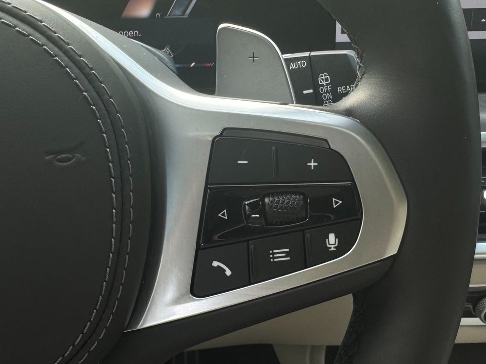 2025 BMW X7