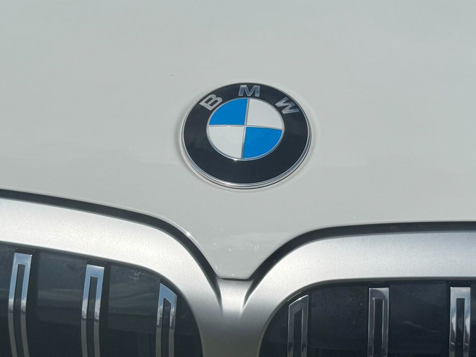 2025 BMW X7