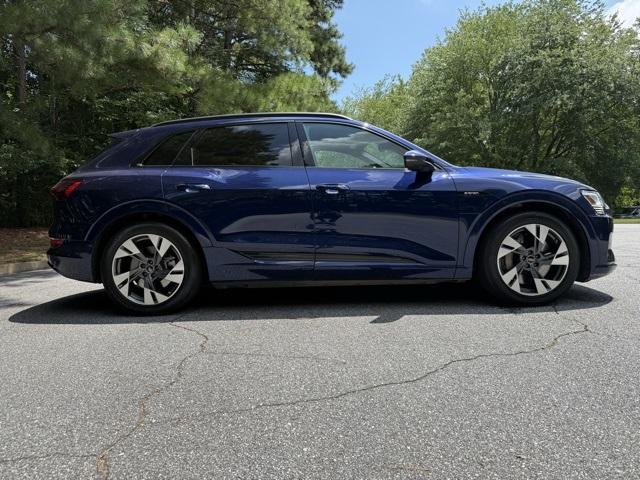2022 Audi e-tron