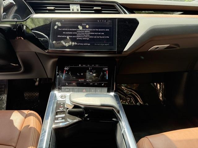 2022 Audi e-tron