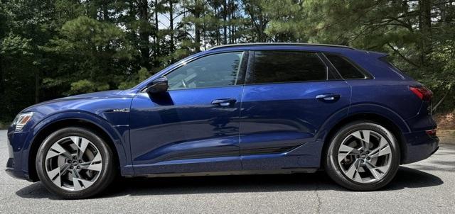 2022 Audi e-tron