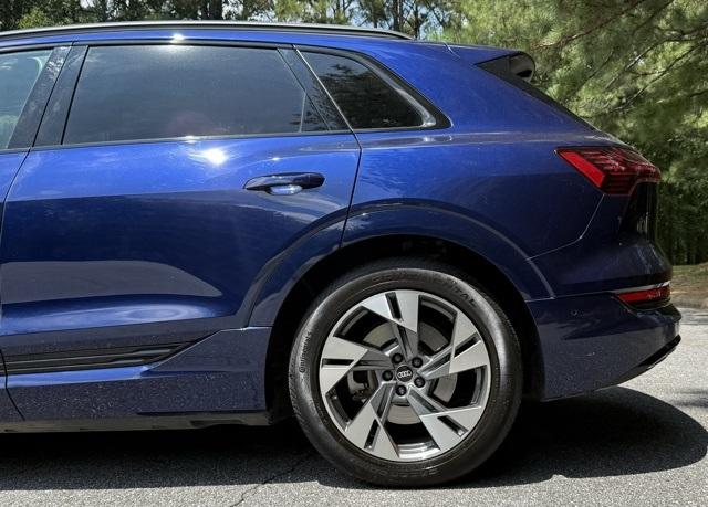 2022 Audi e-tron