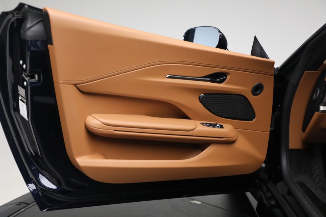 2026 Aston Martin Vantage