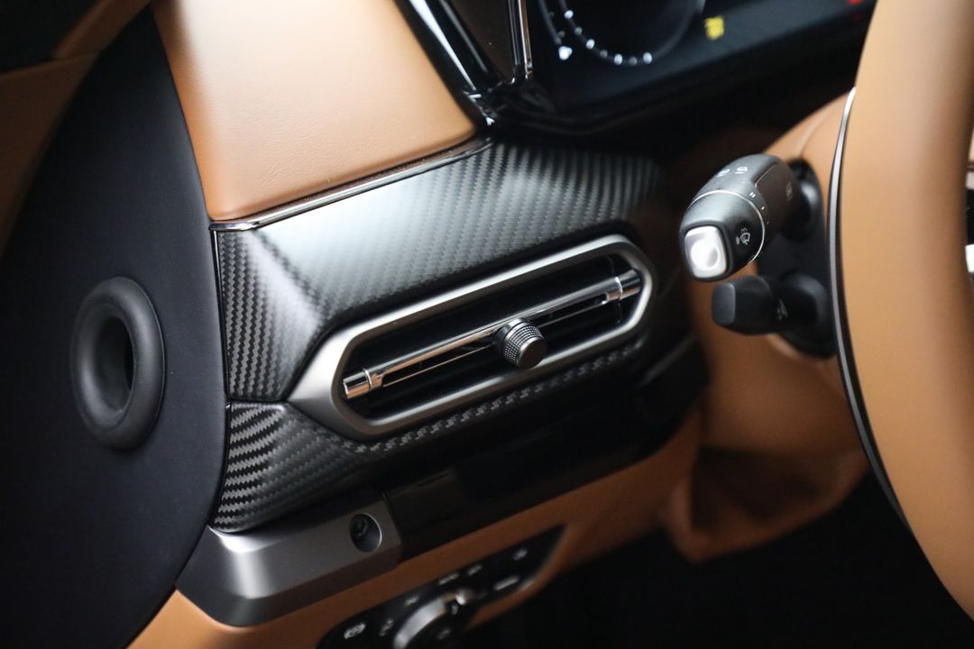 2026 Aston Martin Vantage