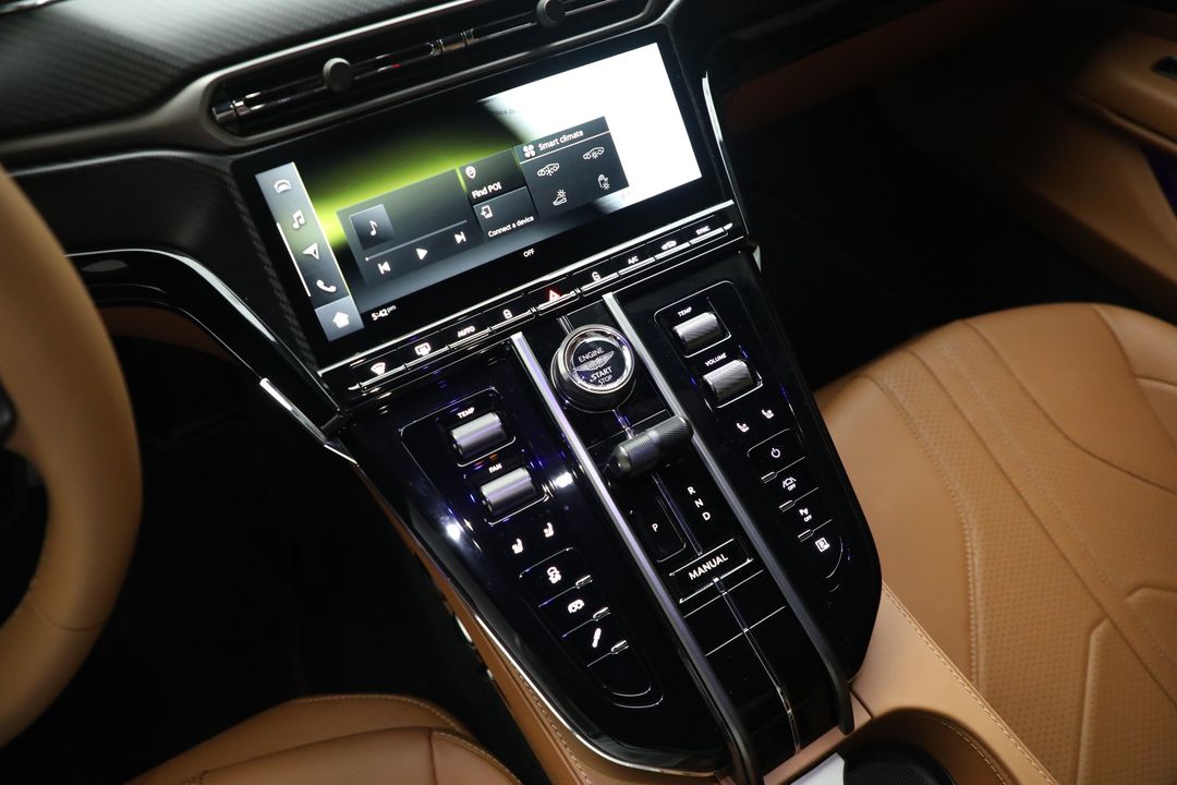 2026 Aston Martin Vantage