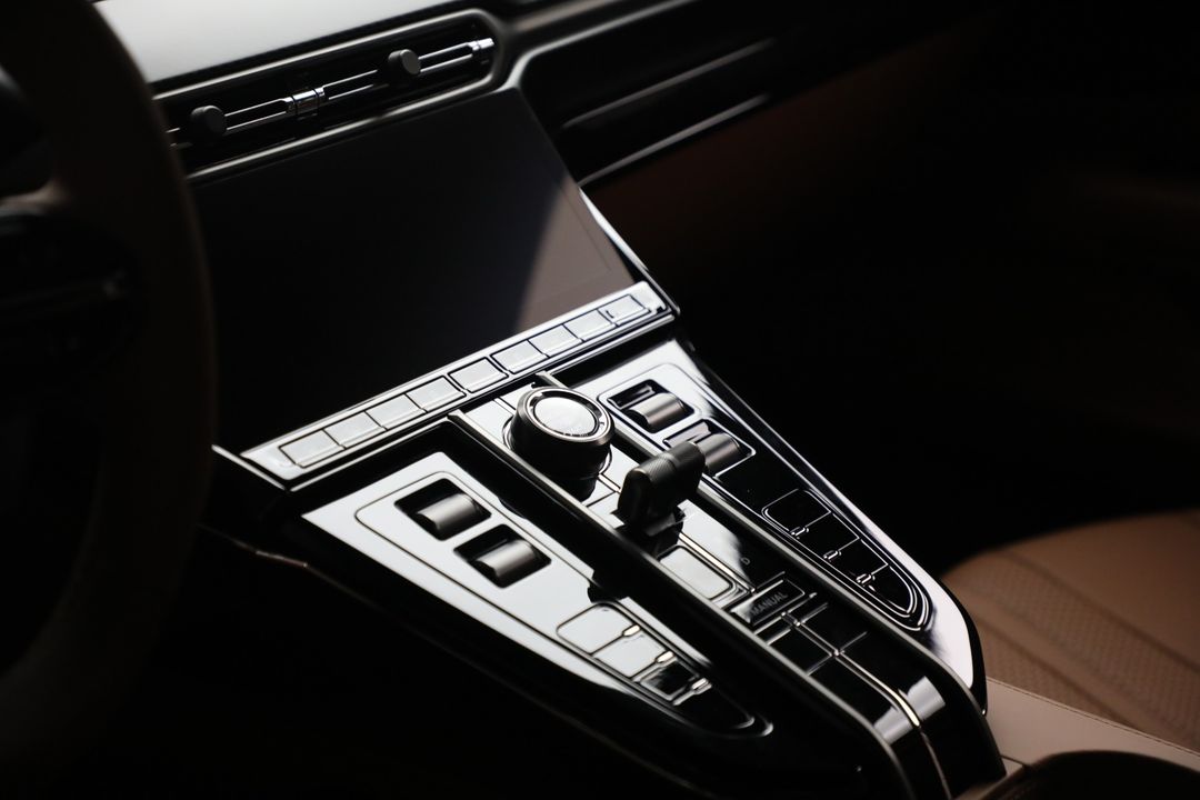 2026 Aston Martin Vantage