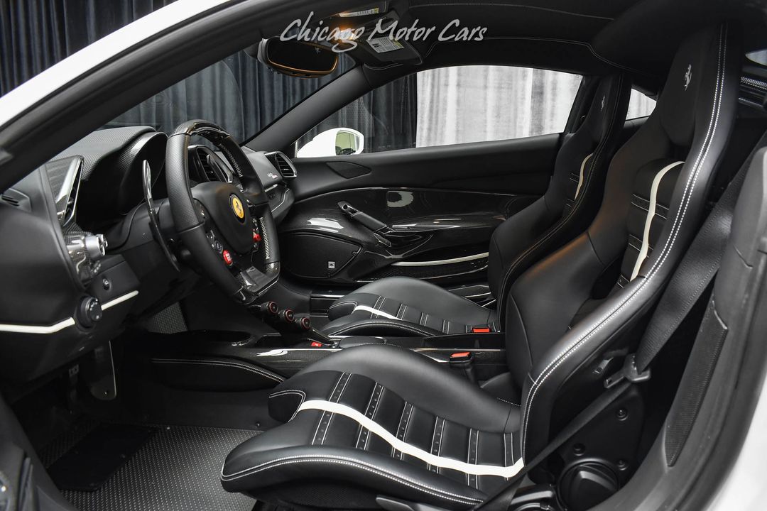 2020 Ferrari 488 Pista