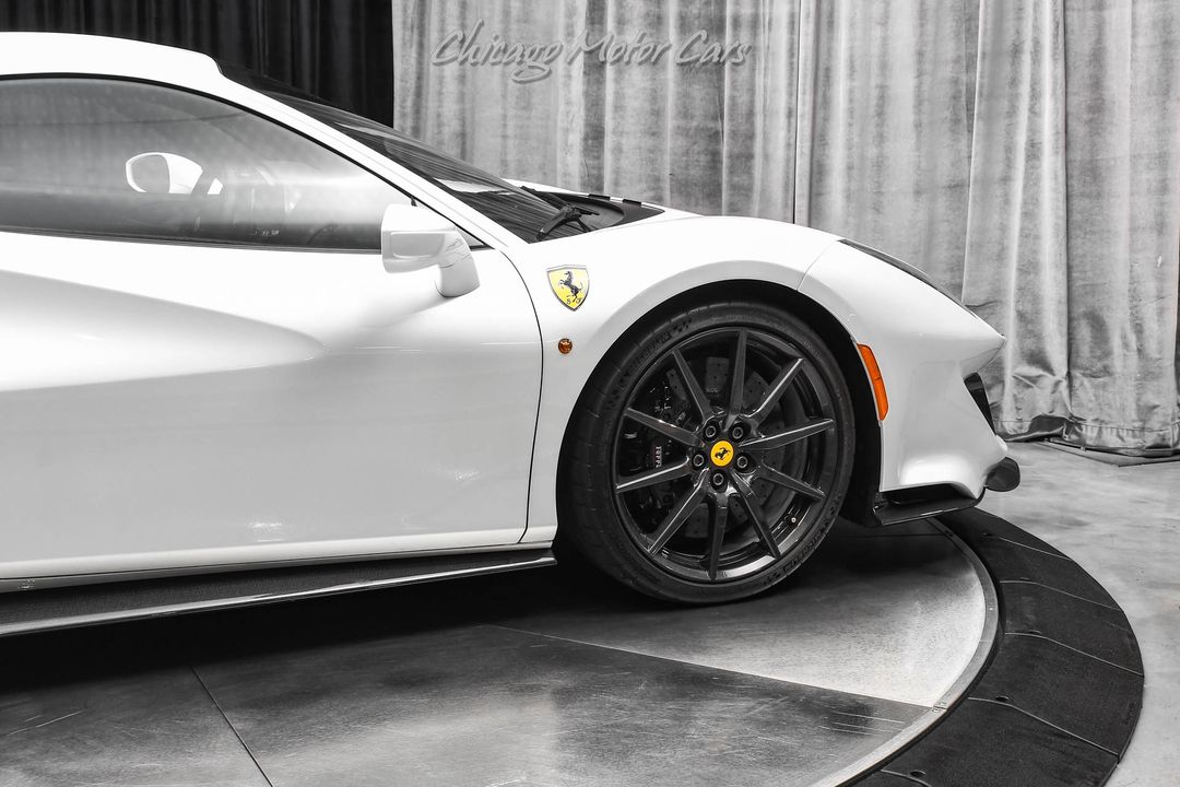 2020 Ferrari 488 Pista