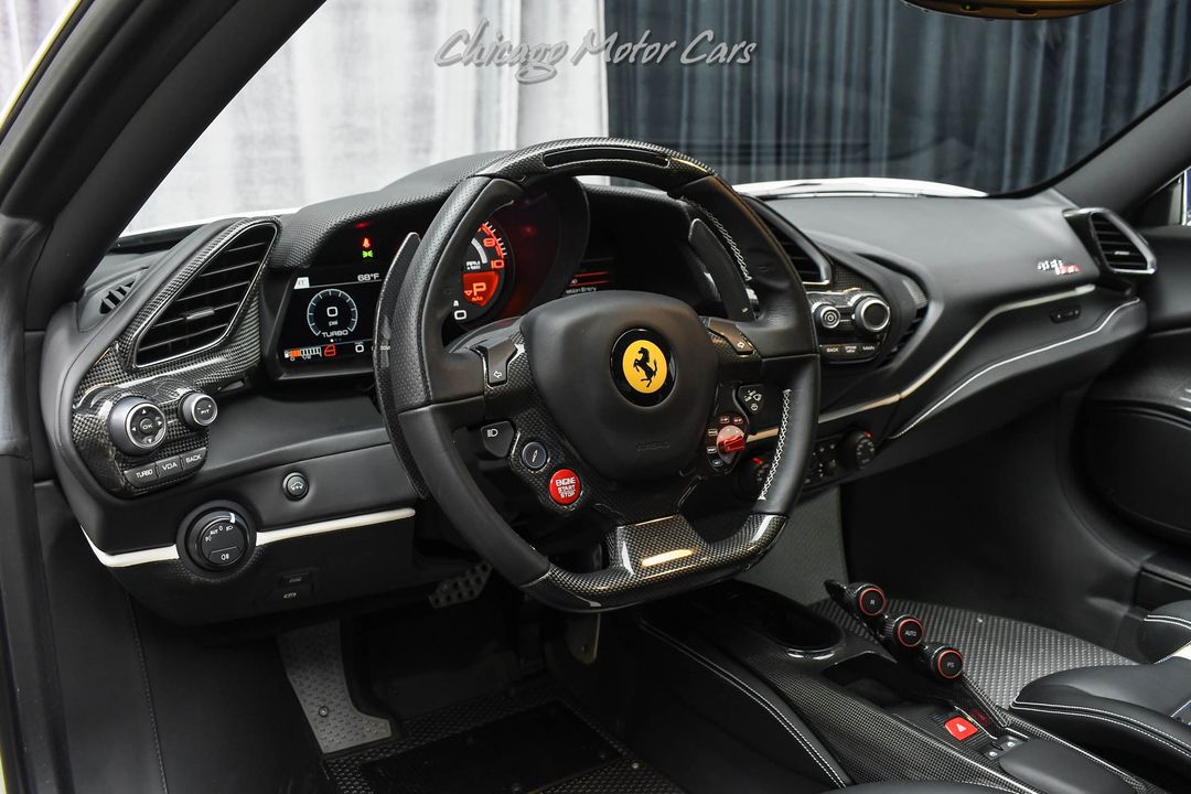 2020 Ferrari 488 Pista