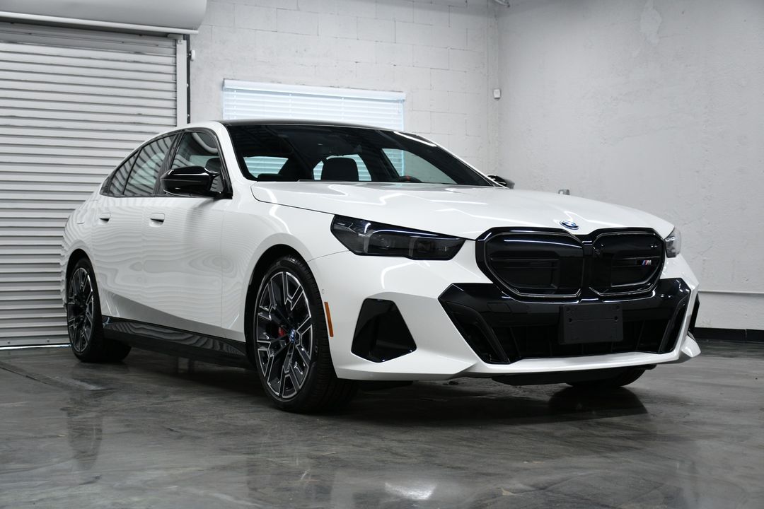 2025 BMW i5