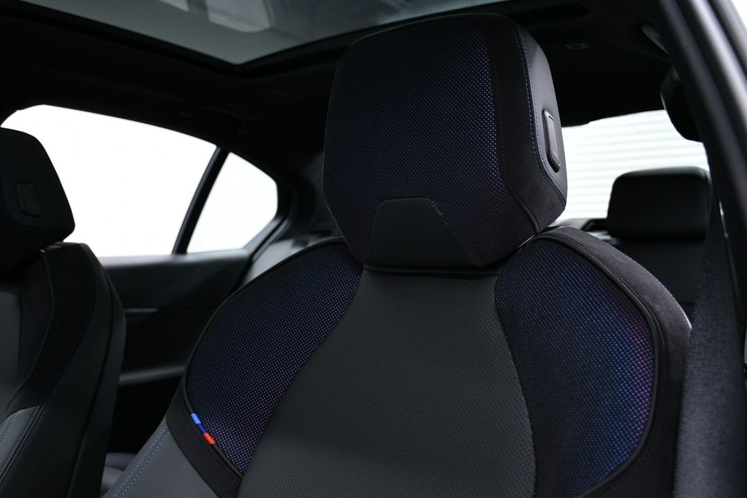 2025 BMW i5