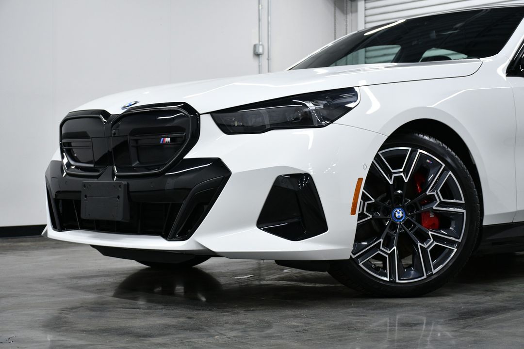 2025 BMW i5